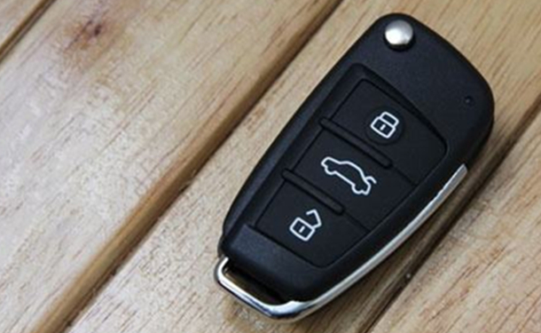 汽车开锁匹配钥匙要多少钱，匹配遥控器